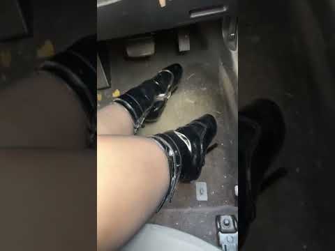 Pedal pumping in fetish ballet heels and black pantyhose 🖤🩰