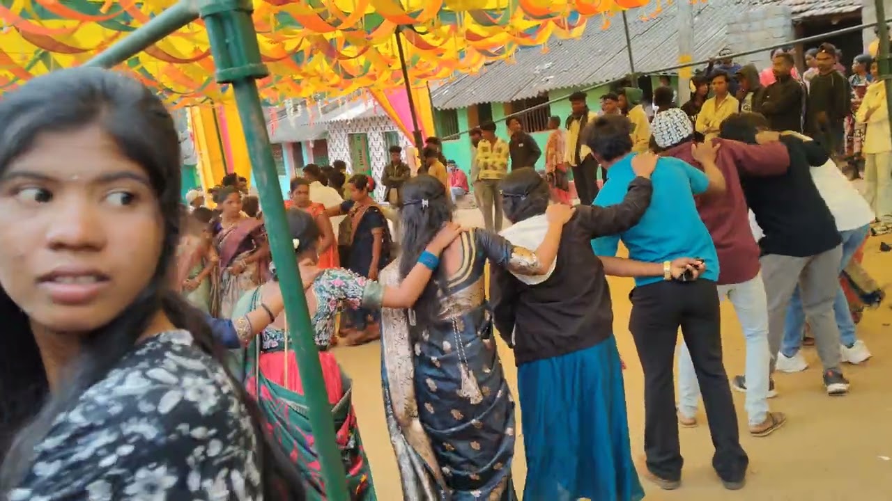 Koraputia bend baja girls and boys dance 🔥🔥🔥😀😀😀🔥🔥🔥🔥😀