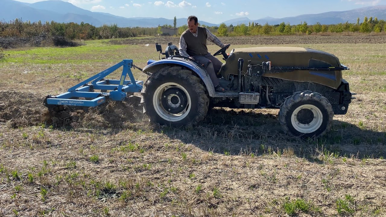 NEW HOLLAND TD4.100F