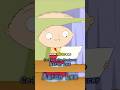 Stewie Se Gradua #familyguy #petergriffin