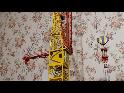 Модель башенного крана КБ-502 с гидрокантователем.