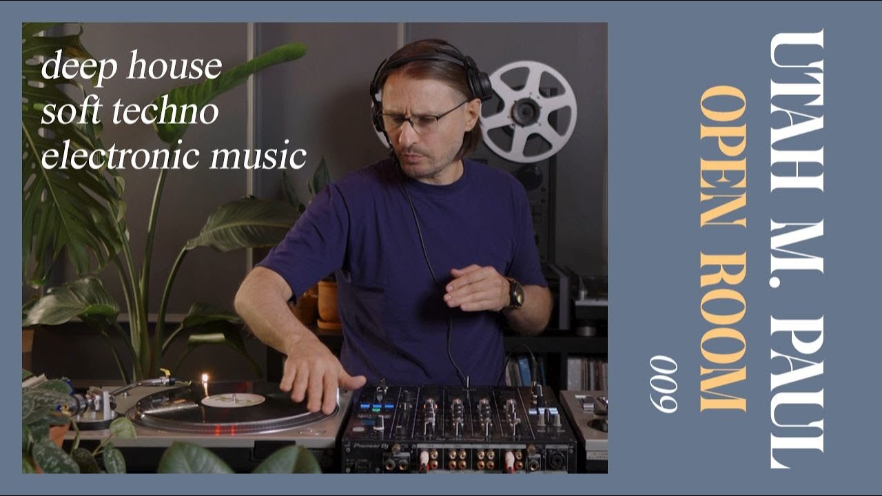 Utah M Paul At Work - Open Room 009