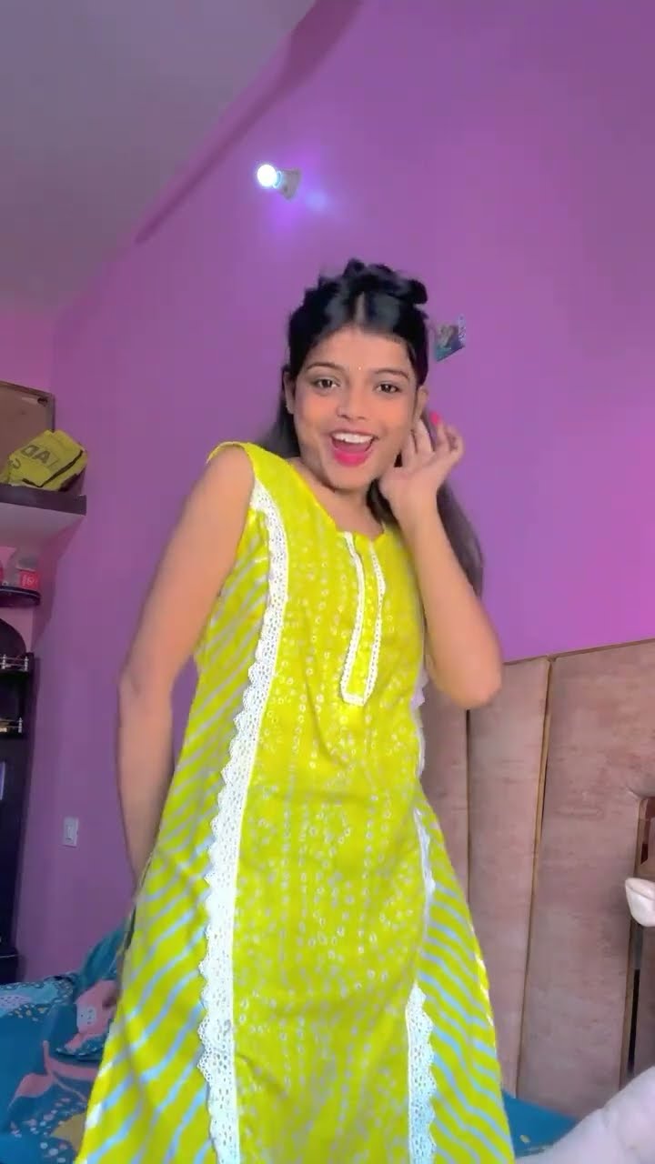 Buxar queen naina #Dhodi Ki Gajab Gahrai Hai #BHOJPURI #VIRAL #SHORTS #kanishkamal