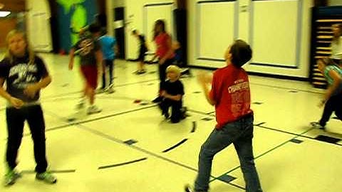 PE Catching Stunts Toss Kneel Catch