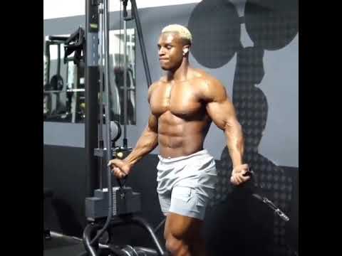 Fitness Freak Morgan Nakisha Lower Chest Training | Bodybuilding Society #shorts #motivation #gym