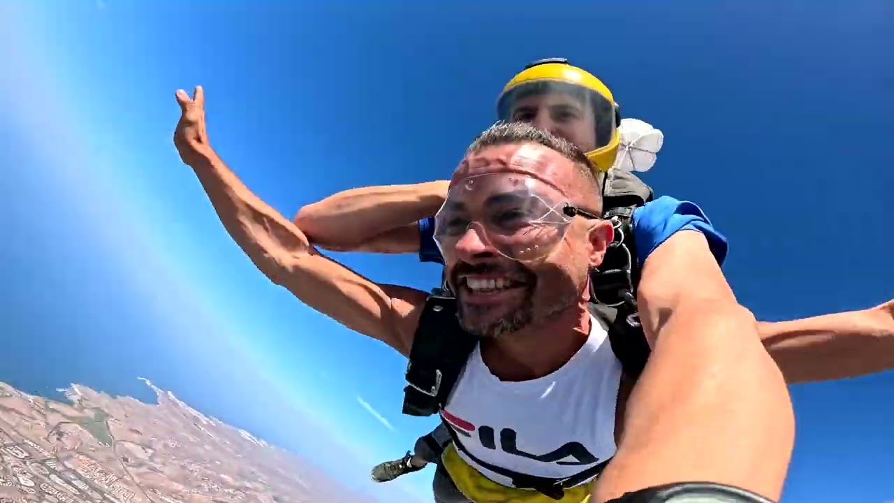 Victor Manuel First Skydive! Tandem Jump from 10000 feet at iJump Gran Canaria