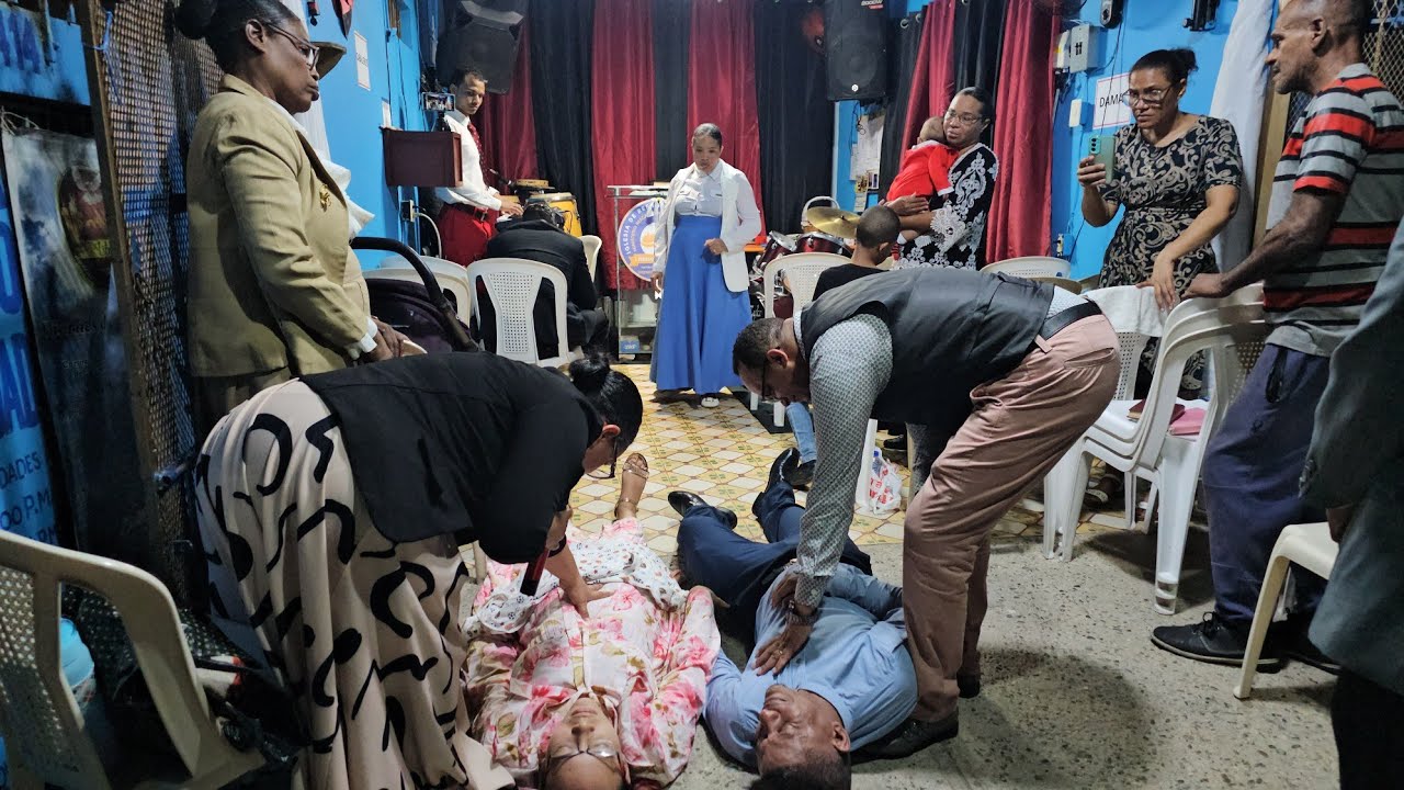 Pastora Maritza OLIVO desde Ney York predica un mensaje con Autoridad que los Altares tiemblan 😱 😱 