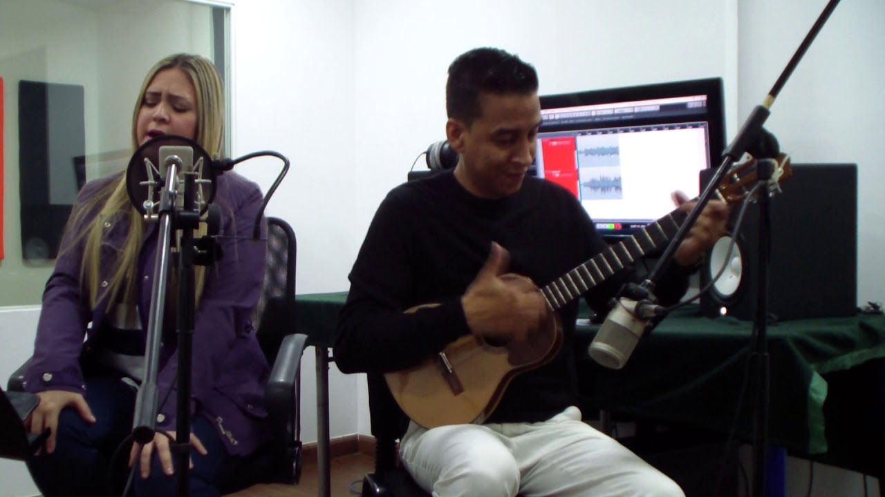 Mi Querencia. Liliana Hernandez & Alis Cruces