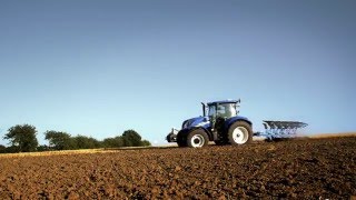 New Holland T6 - On top. Around the clock.