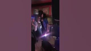 Rinel Day Live Covering I Love Rock n Roll