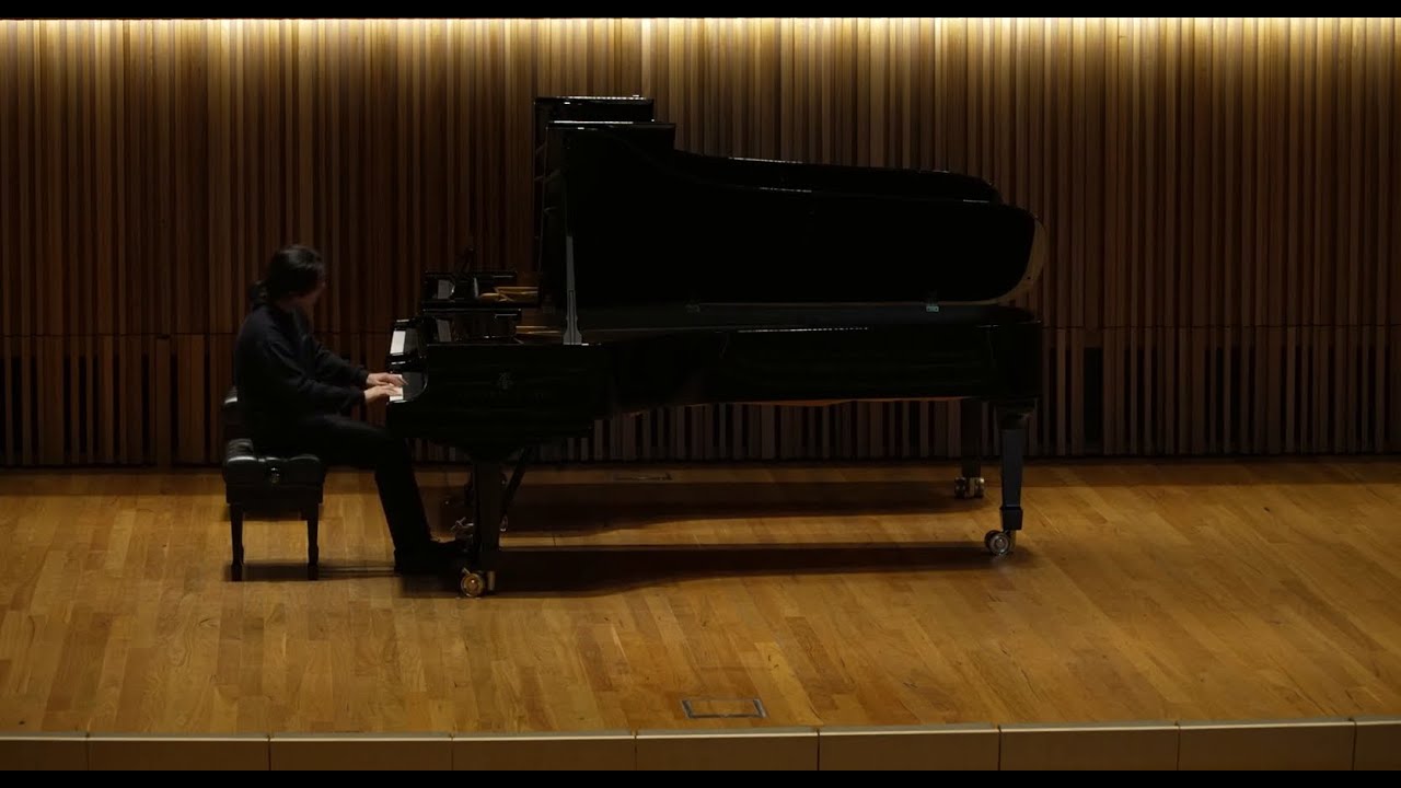 Mozart piano Sonata KV330 C major played by Danny Yang