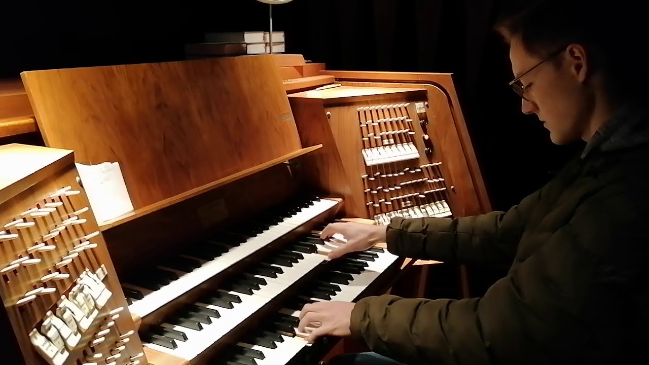 CHURCH ORGAN COVER || Wonderful Dream (Holidays are coming) || Melanie Thornton || Coca-Cola