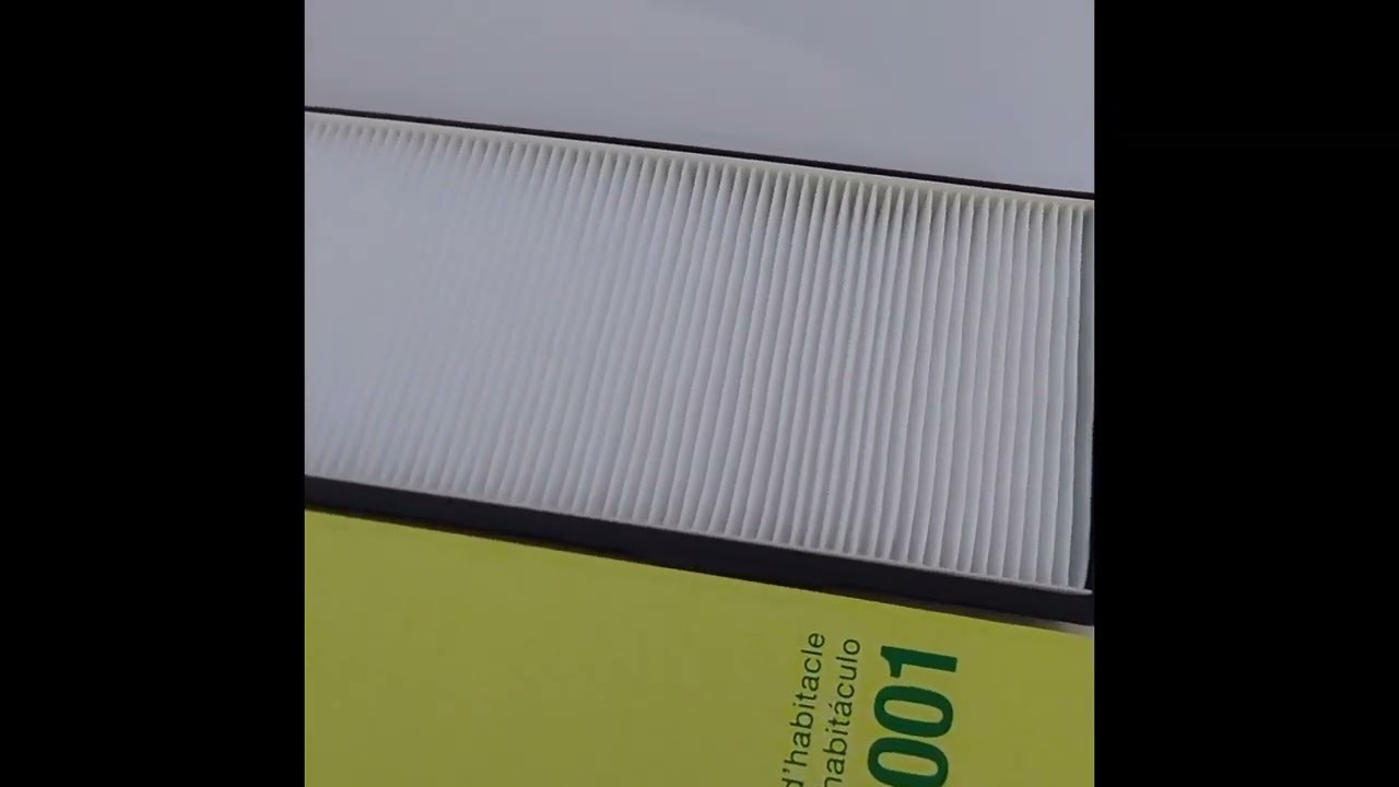 CU 37 001 Фильтр воздушный салонный, сажевый MANN-FILTER 001