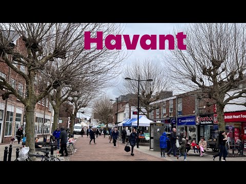 Walking in Havant town centre|Hampshire