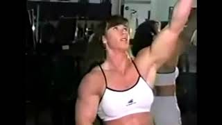 Biggest female bodybuilders huge biceps 17