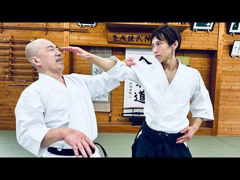 Terrifying Eye-Piercing in Kung-fu / Ultimate Relaxation in Aikido
