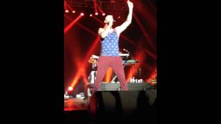 Maroon 5 - This Love (Live) [HD]