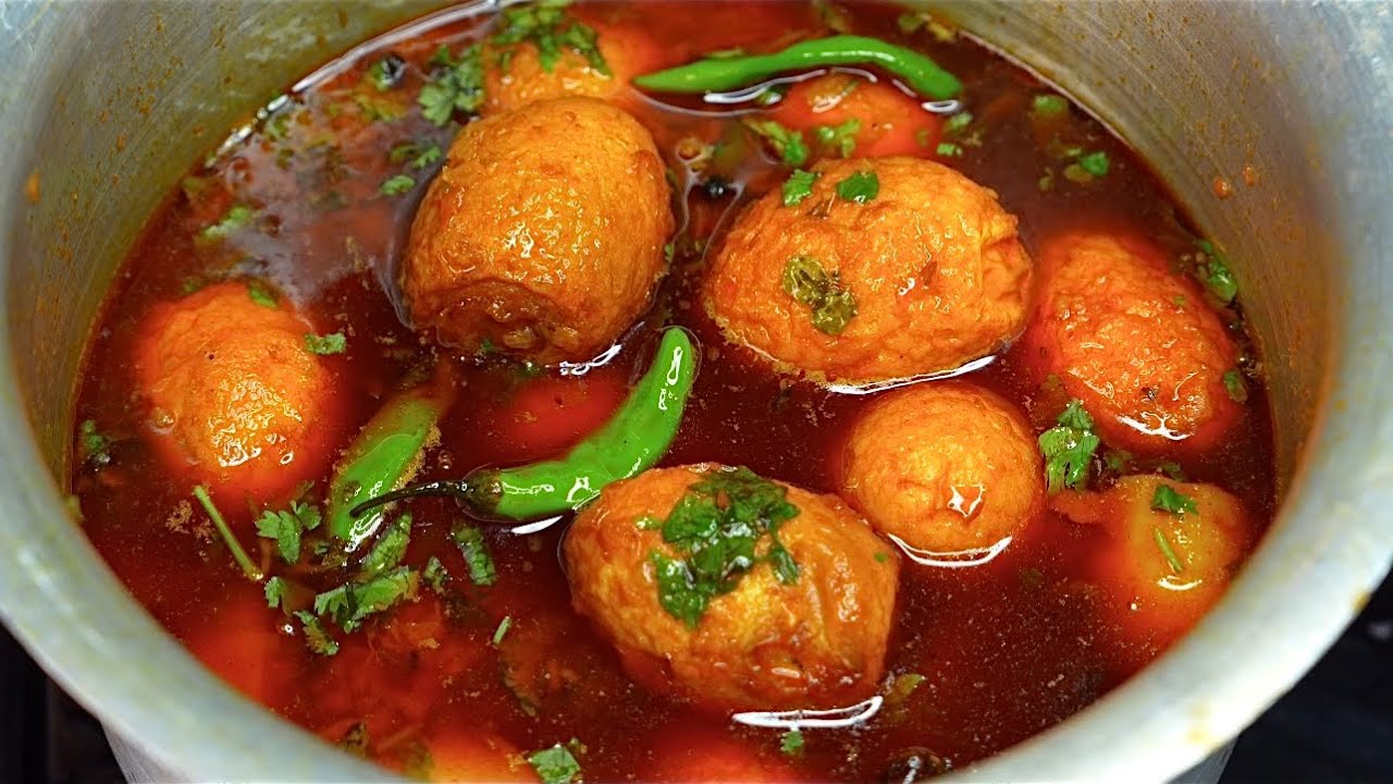 अम्मी के हाथ का अंडे आलू का सालन Ande Aloo ka Salan | Traditional Egg Curry | Village Style