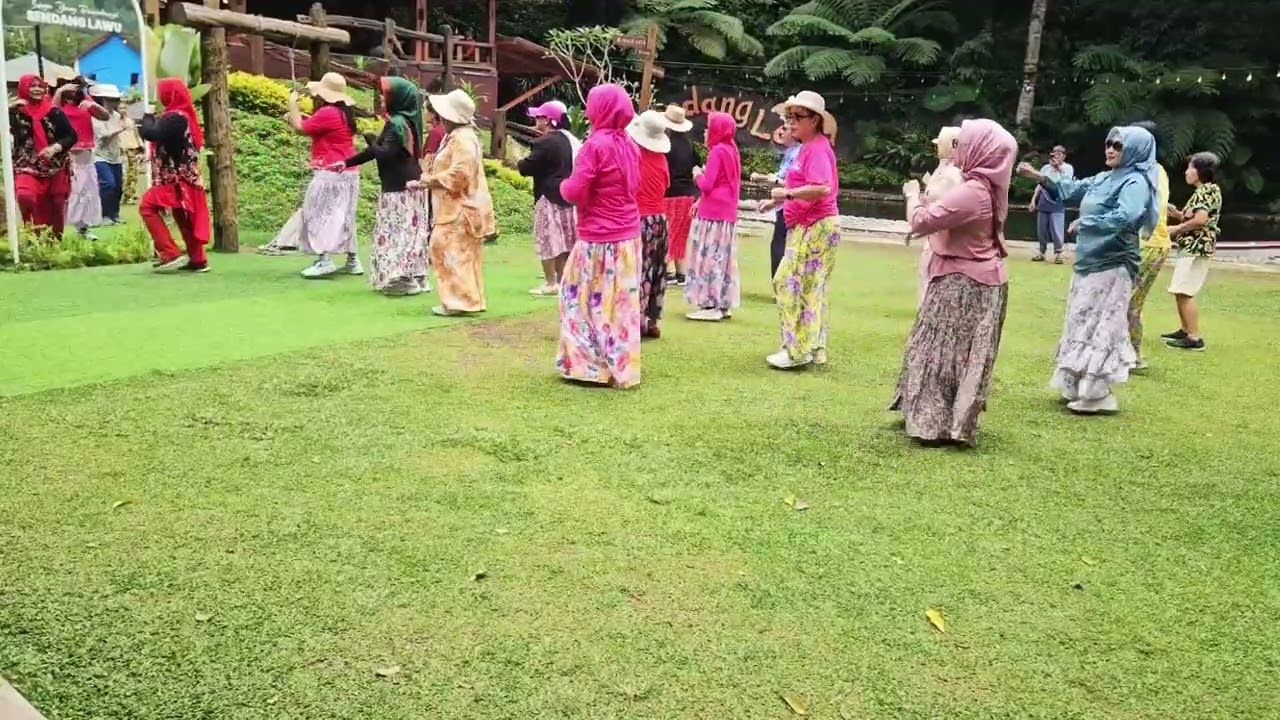 JANGAN TUNGGU LAMA LAMA || LINE DANCE || Demo : Asyik Syantik SBI Ld