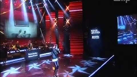 Sơn Tùng MTP bài hát được yêu thich " Đừng về trể".