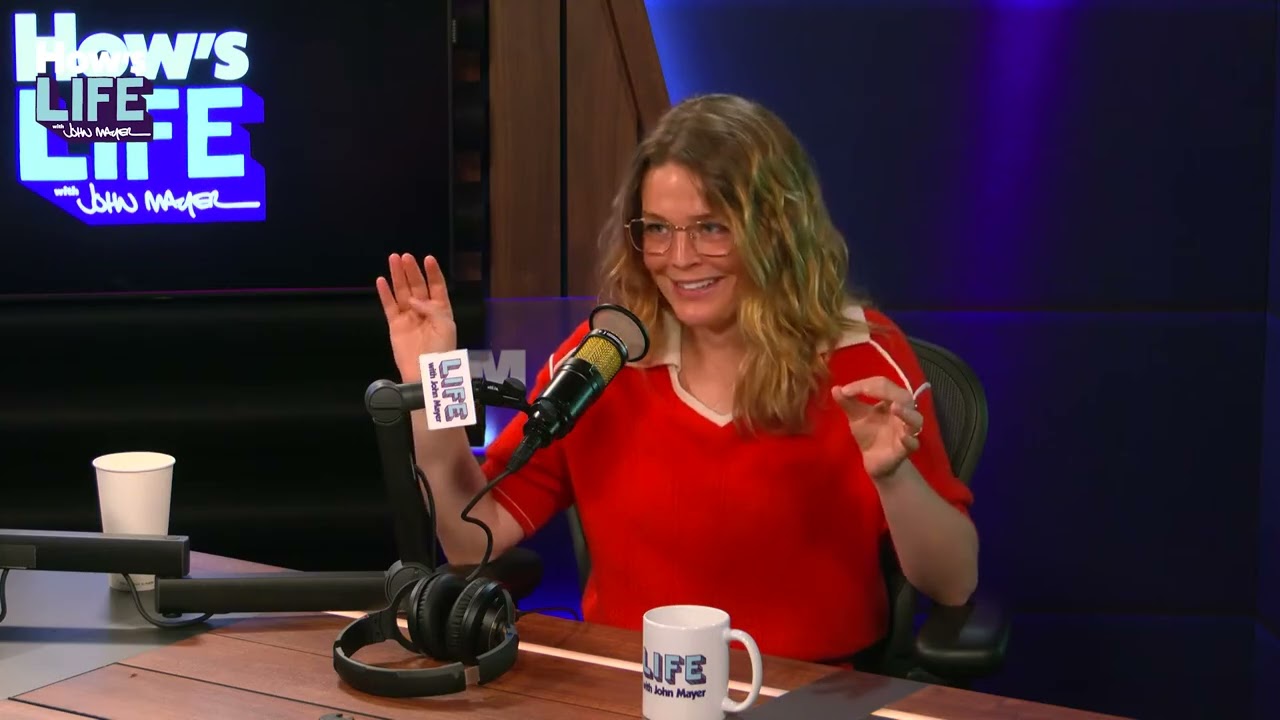 How's Life with John Mayer - Maggie Rogers FULL INTERVIEW