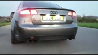 AUDI RS4 farts