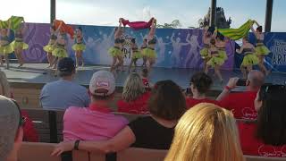 Surfs Up - Disney