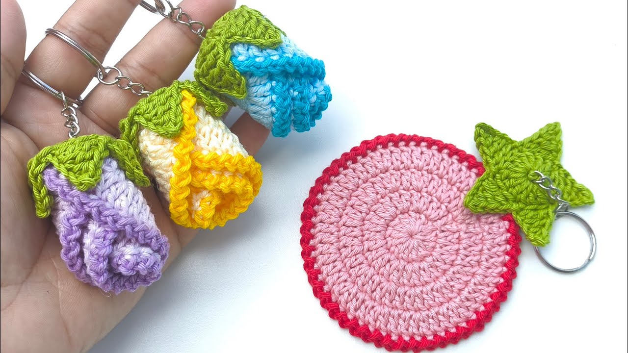 CHAVEIRO DE CROCHÊ - BOTÃO DE ROSA - FÁCIL E LUCRATIVO