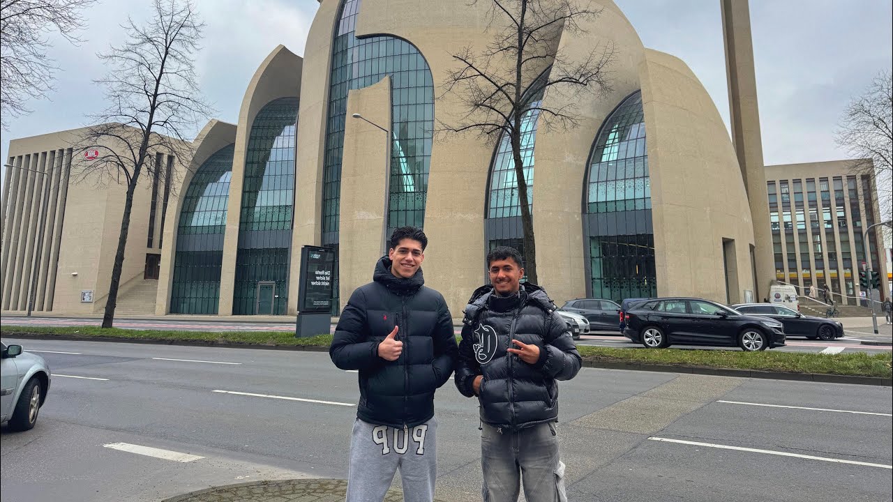 ‏زرنا اكبر جامع 🕌 في ألمانيا/ ولاات و حيدر ￼￼￼