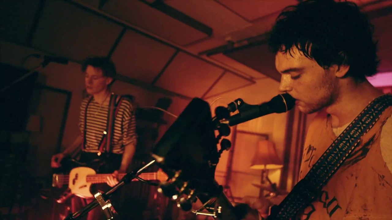 Dead Pretties – Water (LIGHTSHIP EDITION)