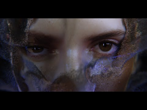'I am' Pause