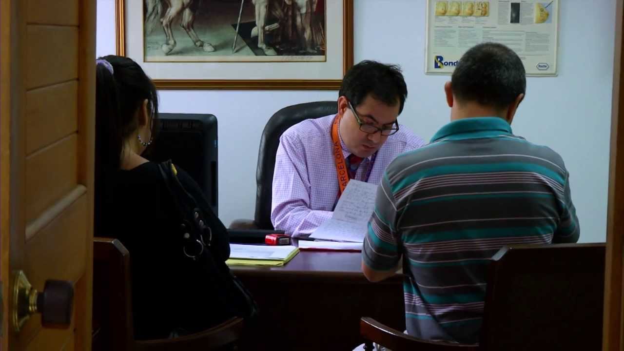 EL MEDICO CARLOS RESTREPO, EL MILAGRO DE LA MADRE LAURA