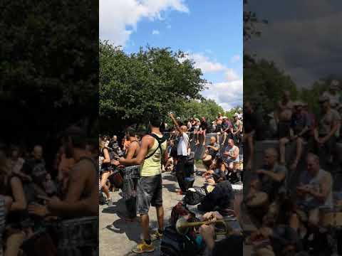 Video: Montreal Tam Tams Trommel- und Tanzfest