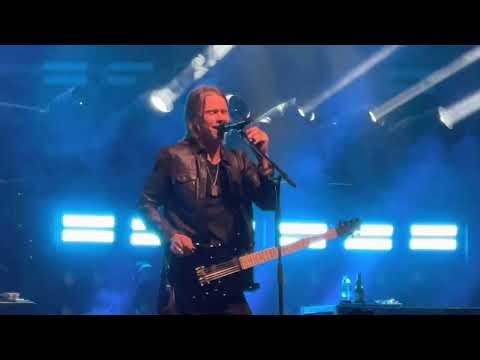 Alter Bridge - Silver Tongue (live in Boston on 2/8/23)