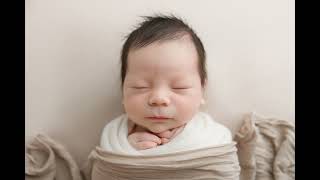 Newborn Baby Boy Studio Photos | Chelsey Grant Photography screenshot 3