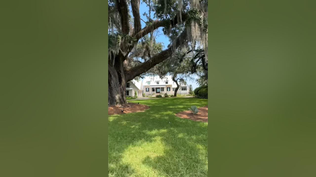 Stiles Point Plantation Living in Charleston, SC James Island 🌴 