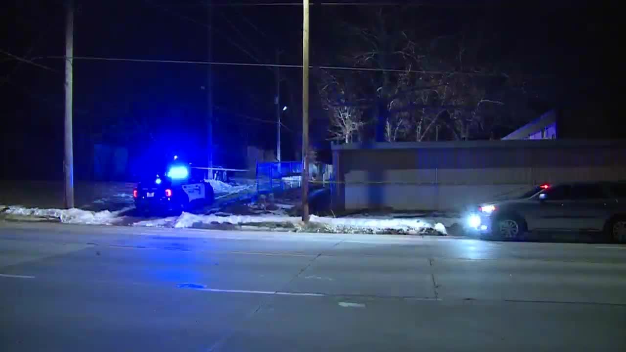 Police investigate Central Topeka shooting - YouTube