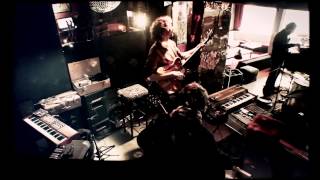 Halasan Bazar & Tara King Th. - Coeurs Croisés