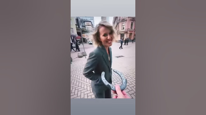Ксения Собчак потеряла подкову
