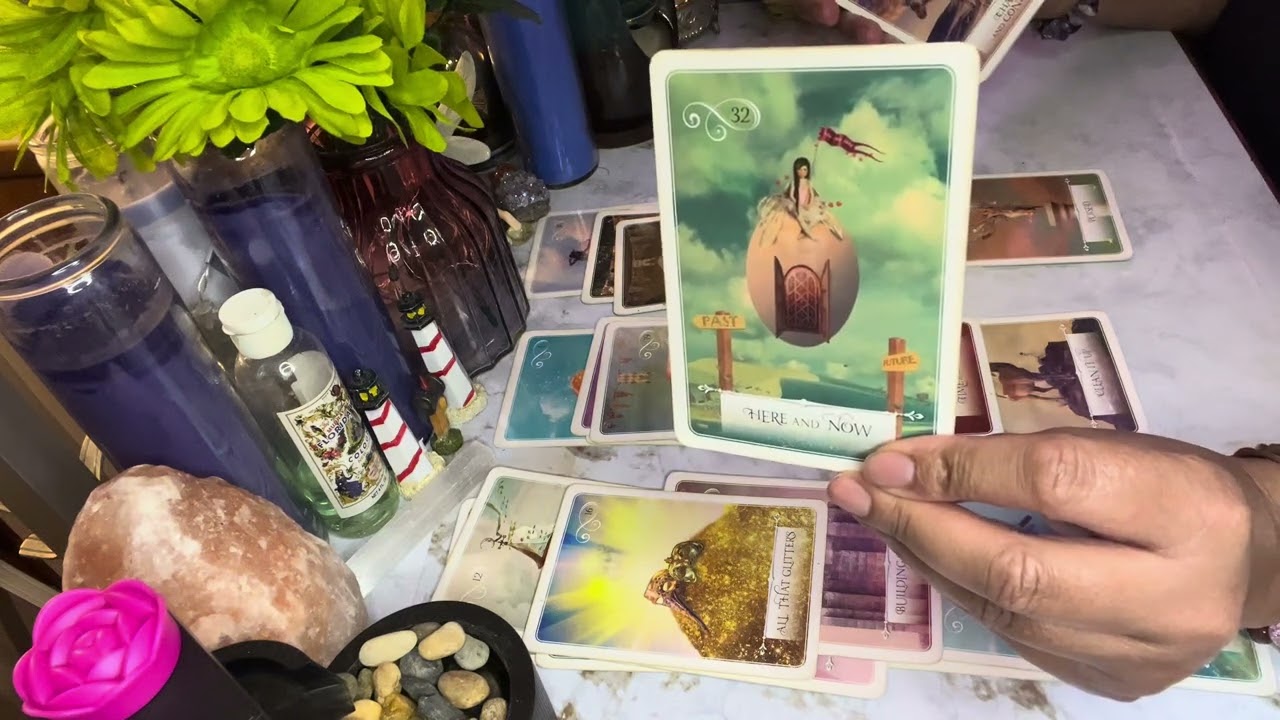 THIS PERSON IS SCARED UR FALLING OUT OF LOVE FEEL YOU SLIPPING AWAY WORRIED SOMEONE GETTING CLOSE 2U