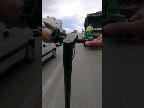 الله يعاون جميع عمال النظافة  