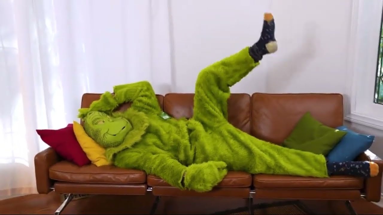 Judy Dench and “Your girl layin on yo bed, lookin like this, whatchu do?”