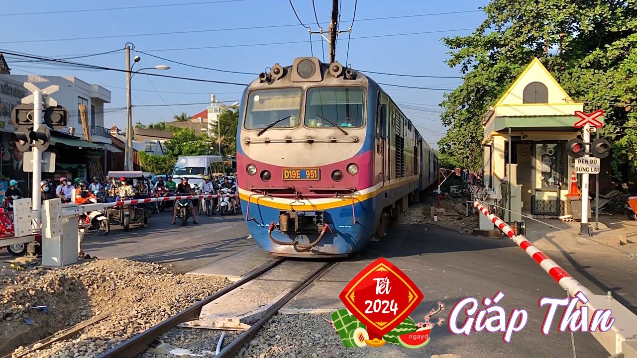 CÁC CHUYẾN TÀU TẾT qua CÁC CHẮN ĐƯỜNG NGANG đã hoạt động CẦN CHẮN TỰ ĐỘNG