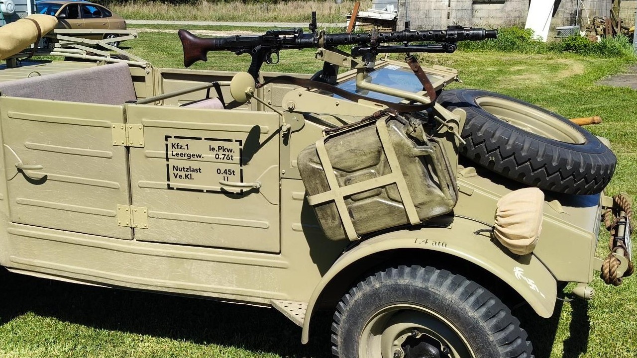 VW Type 82 Kübelwagen replica . - YouTube