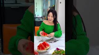 आख़िर ये बेटी...