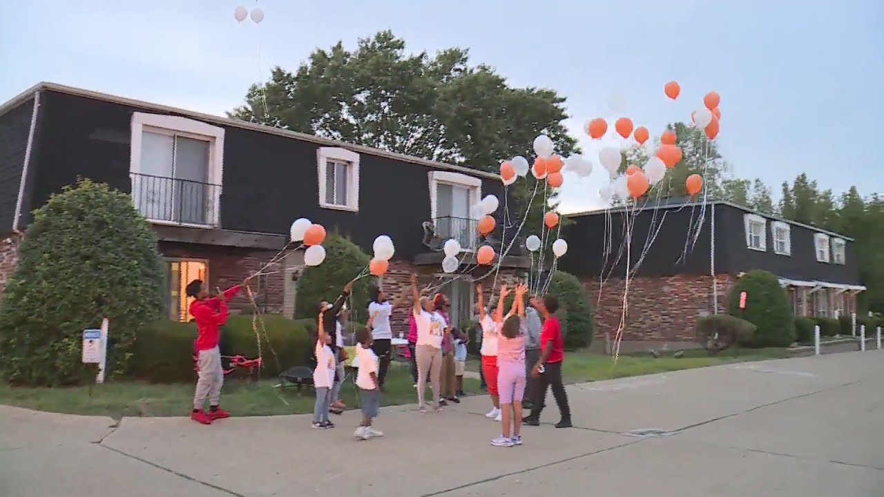 Family of hit and run victim pleads for answers - YouTube