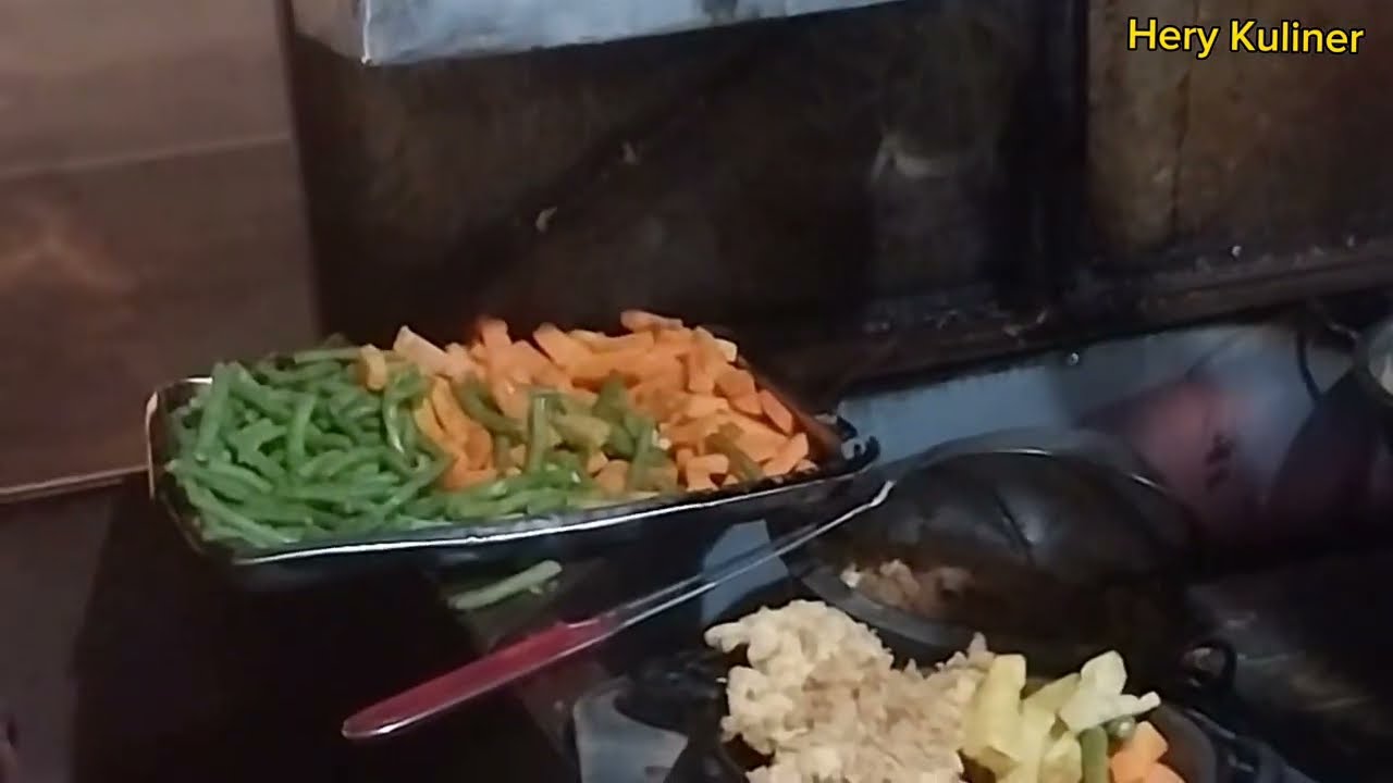 KULINER MADIUN : HANYA 25 K !! Steak IYATANG porsi KENYANG ll Hery Kuliner 