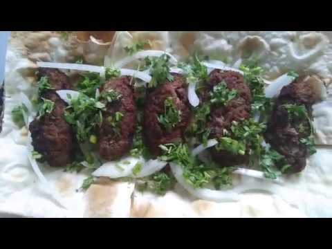 Video: Azu թաթարական տավարի միս `վարունգով և սնկով