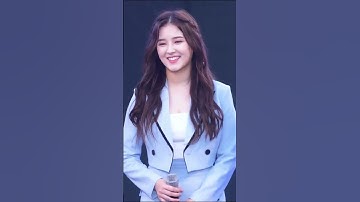 rose reaction to BTS V 🖤🤩💜💛#shorts#foryou #shortsviral