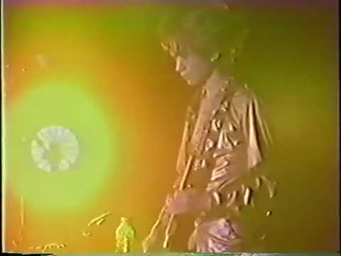L'Arc〜en〜Ciel Dive to blue(live 1997 REINCARNATION) - YouTube